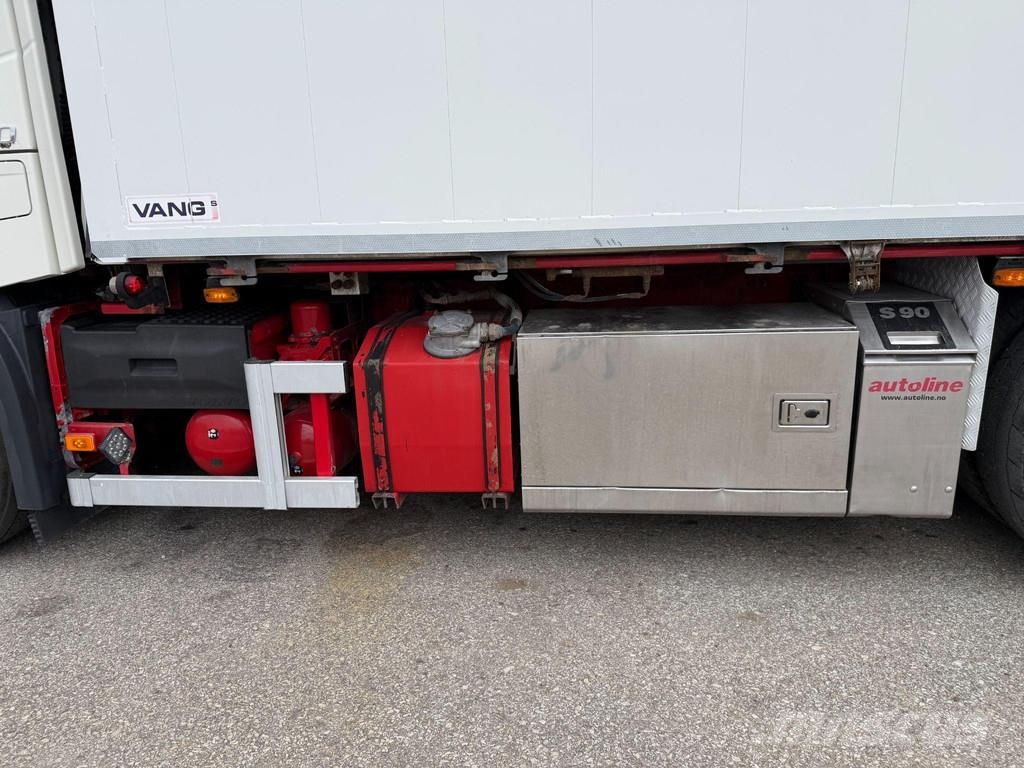 Volvo FH16 750 6X4 EURO5 + PALFINGER PK18002-EH Sunkvežimiai su dengtu kėbulu