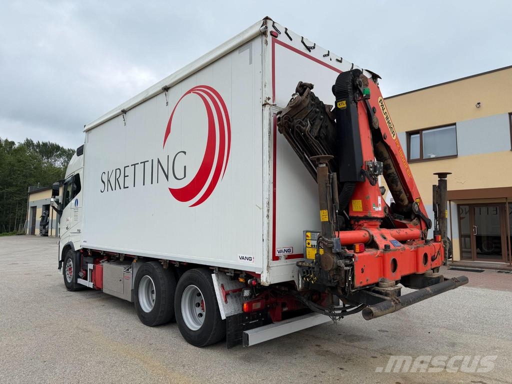 Volvo FH16 750 6X4 EURO5 + PALFINGER PK18002-EH Sunkvežimiai su dengtu kėbulu