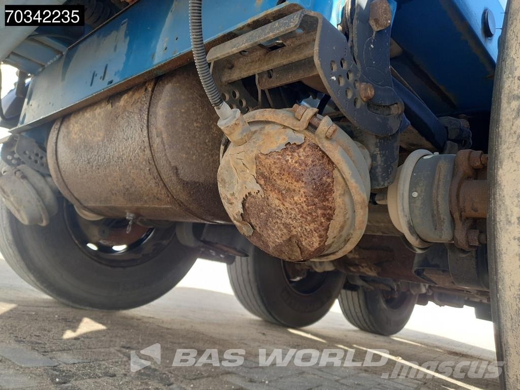 Renders - Has 3 axles Liftachse Mutl 45ft Containertrailer