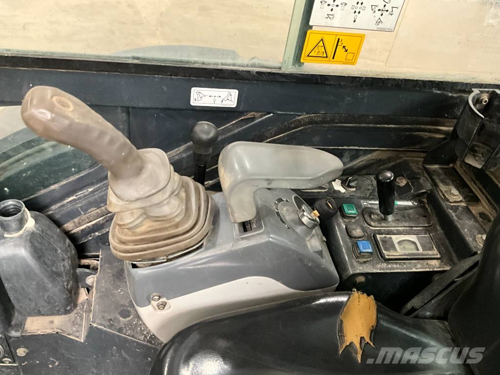 Hitachi ZX 26 U-5A حفارات صغيرة أقل من 7 طن (حفارات صغيرة)