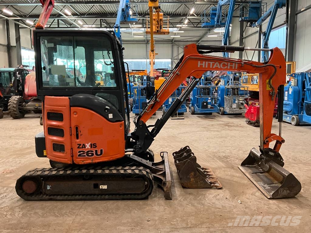 Hitachi ZX 26 U-5A حفارات صغيرة أقل من 7 طن (حفارات صغيرة)