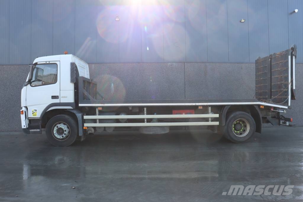 Volvo FM 260 Camiones plataforma