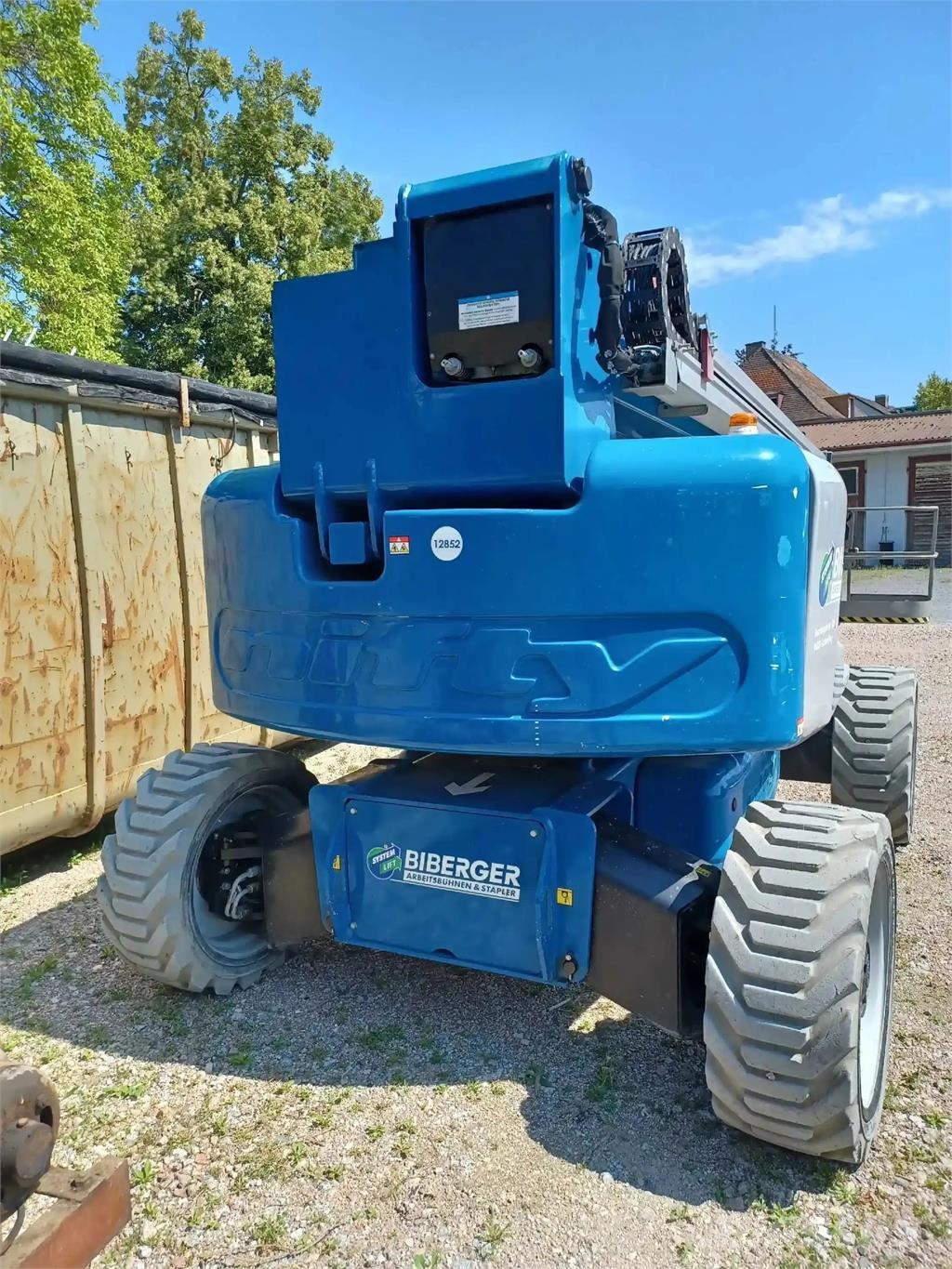 Niftylift HR 28 Hybrid 4x4 Колінчаті підйомники