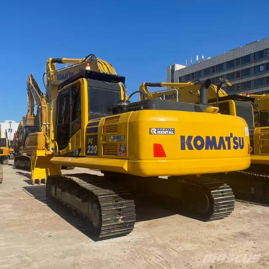 Komatsu PC 220 Bagri goseničarji