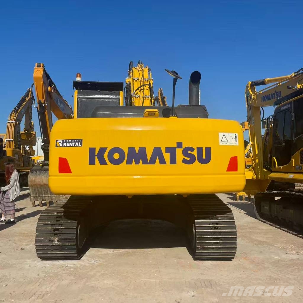 Komatsu PC 220 Bagri goseničarji