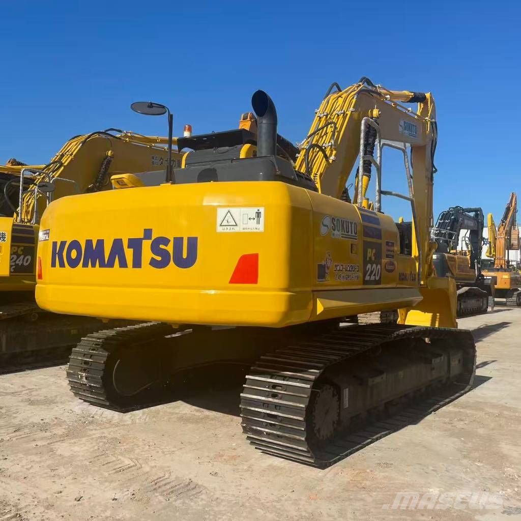 Komatsu PC 220 Bagri goseničarji