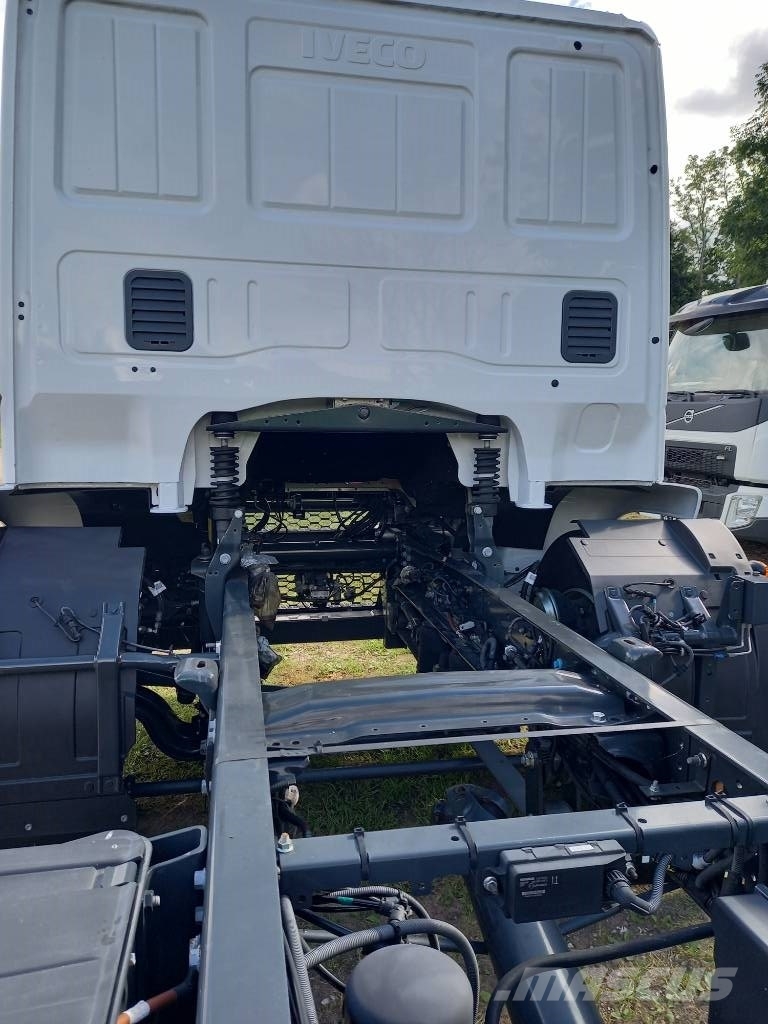 Iveco Eurocargo ML180E/FP, NEW, NOT USED Chassis met cabine