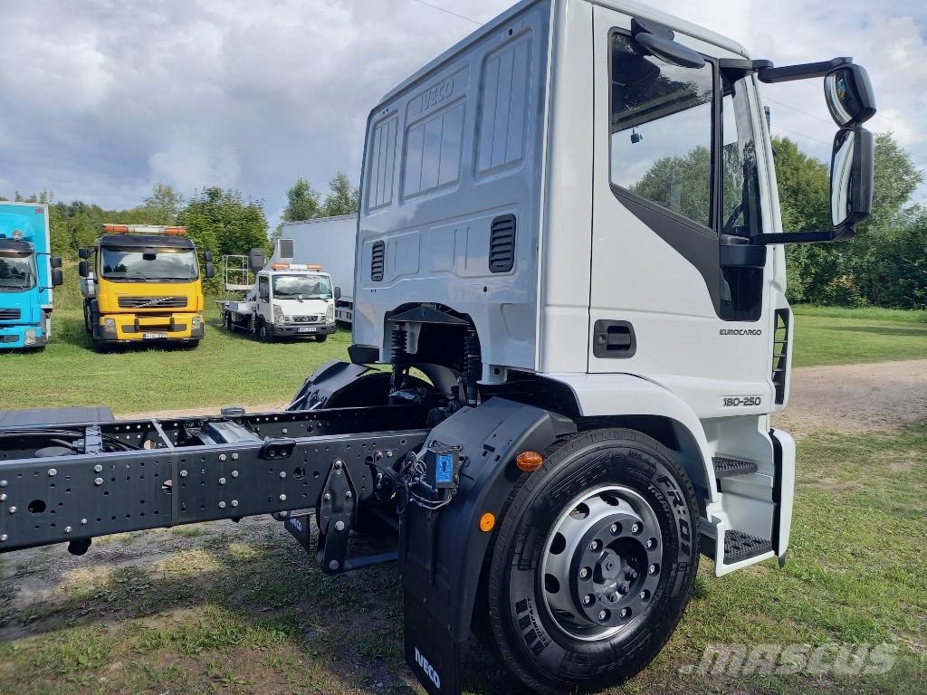 Iveco Eurocargo ML180E/FP, NEW, NOT USED Chassis met cabine