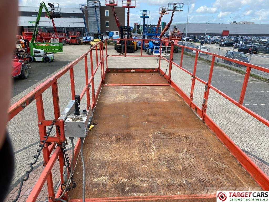 SkyJack SJ9250 RT Diesel Scissor Work Lift 1720cm Scheren-Arbeitsbühnen