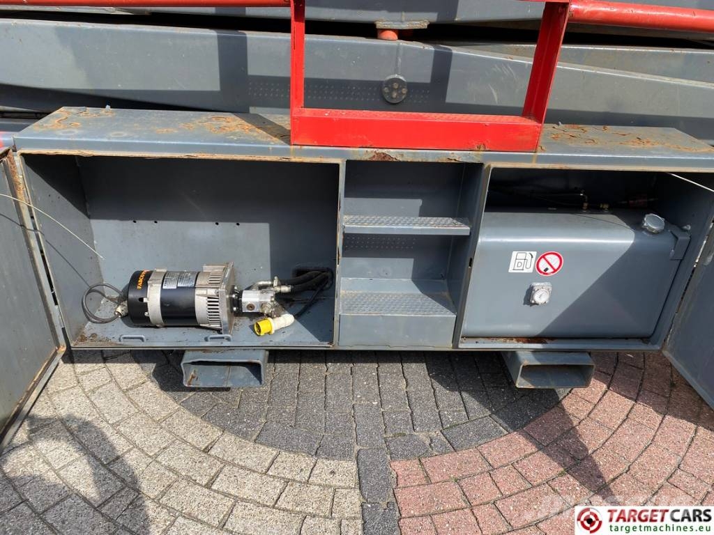 SkyJack SJ9250 RT Diesel Scissor Work Lift 1720cm Scheren-Arbeitsbühnen