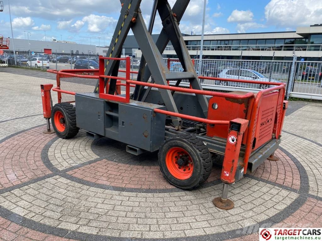 SkyJack SJ9250 RT Diesel Scissor Work Lift 1720cm Scheren-Arbeitsbühnen