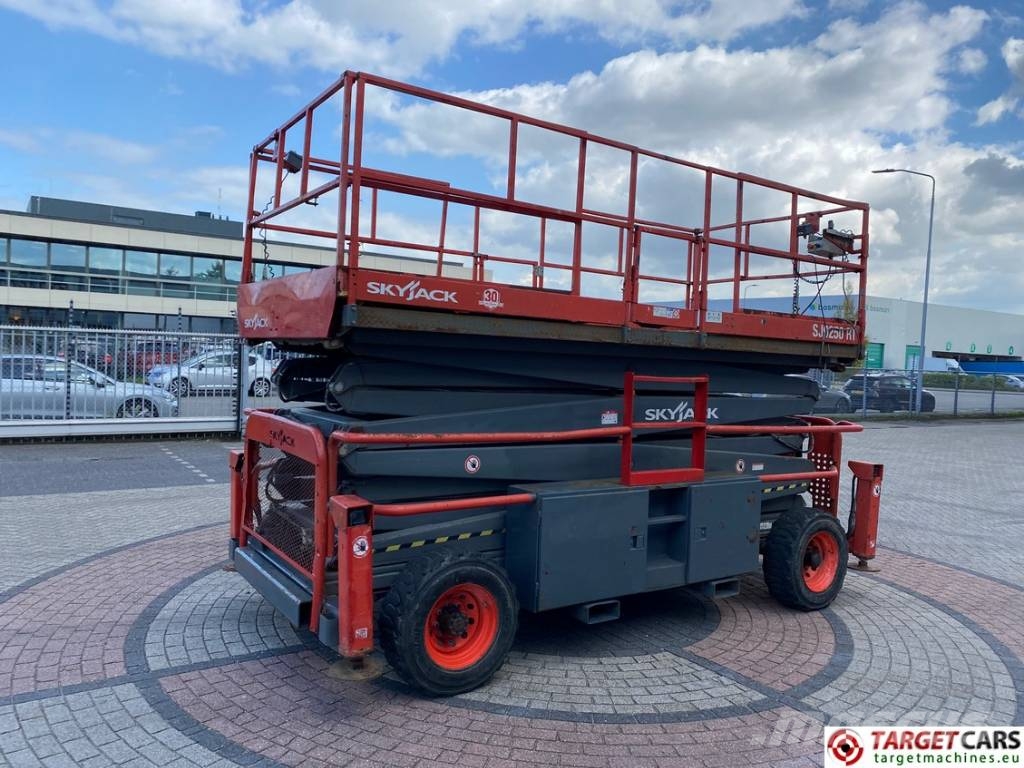 SkyJack SJ9250 RT Diesel Scissor Work Lift 1720cm Scheren-Arbeitsbühnen