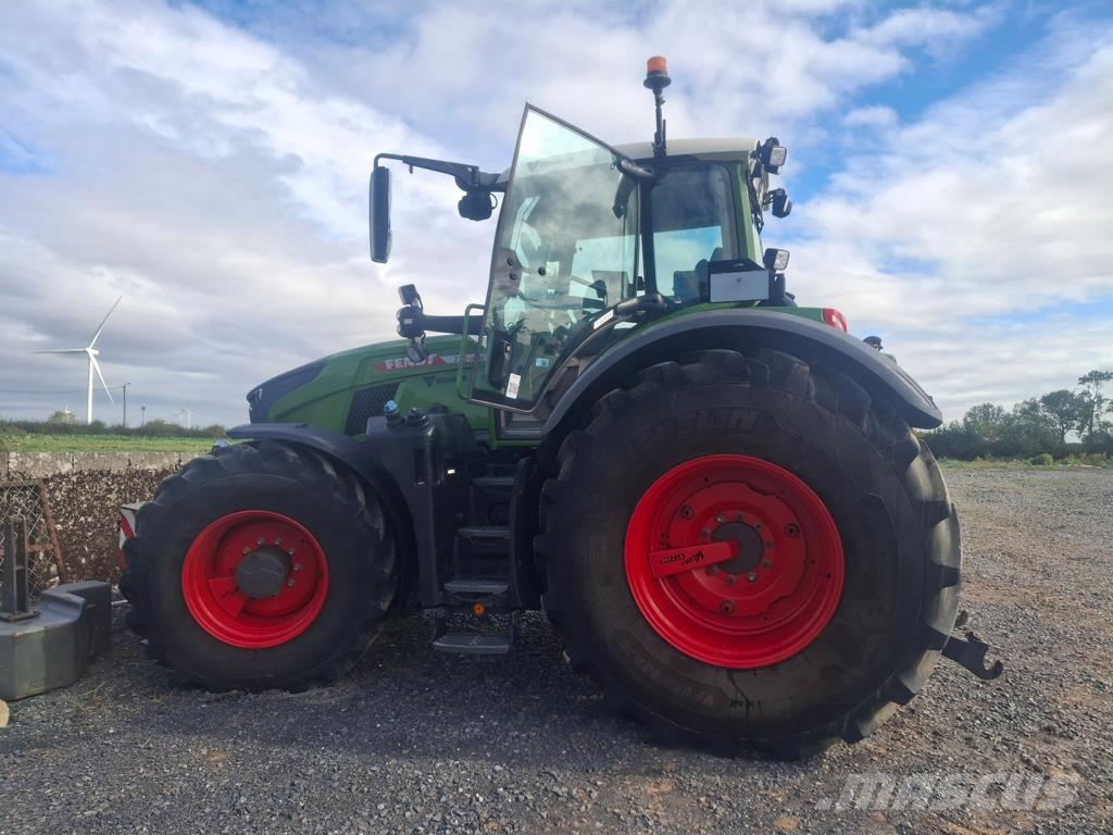 Fendt 728 profi+ الجرارات