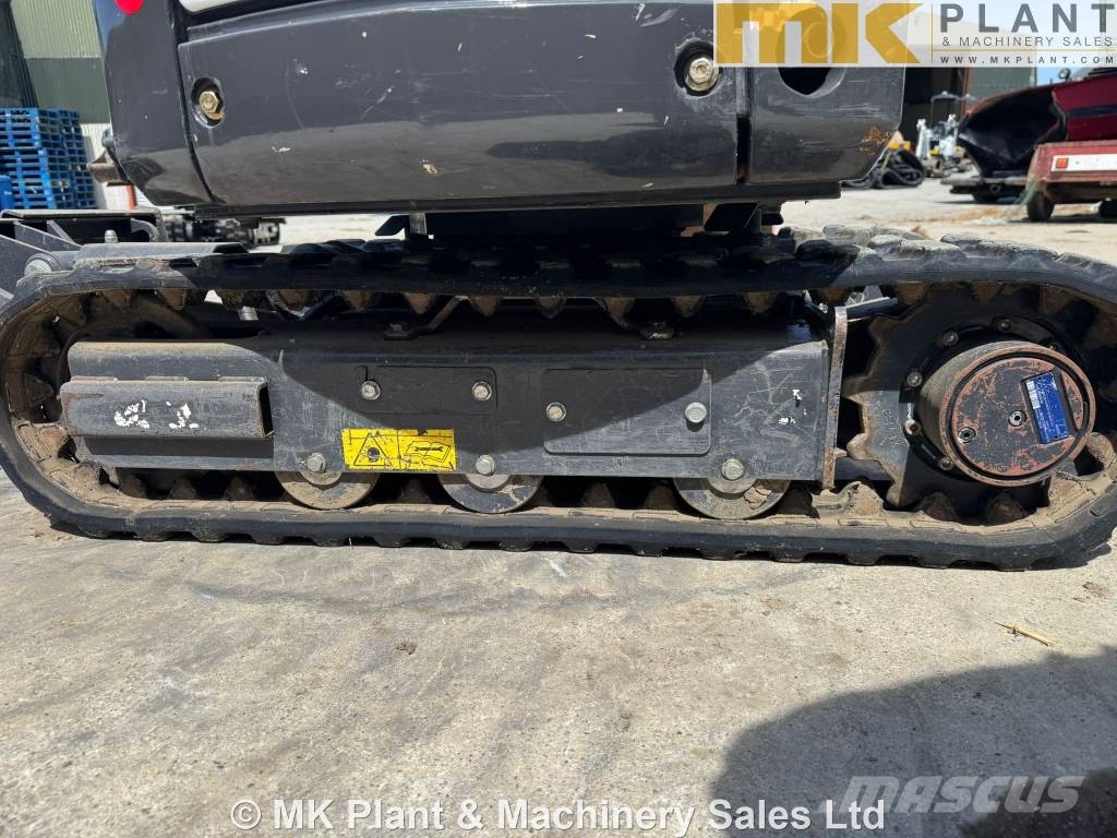 Bobcat E 10z (351 hrs) Міні-екскаватори < 7т