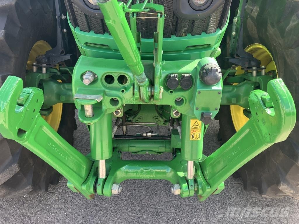 John Deere 6175R Traktoren