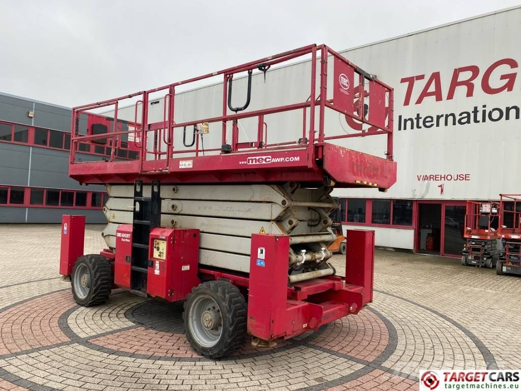 MEC 6092RT Diesel 4x4 Scissor Work Lift 2020cm رافعات مقصية الشكل