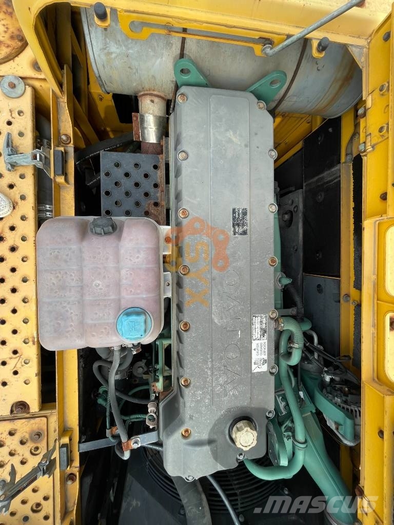 Volvo EC 460B 履带挖掘机