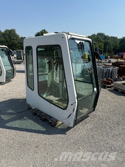 Liebherr USED CAB SERIE B 캐빈 및 인테리어
