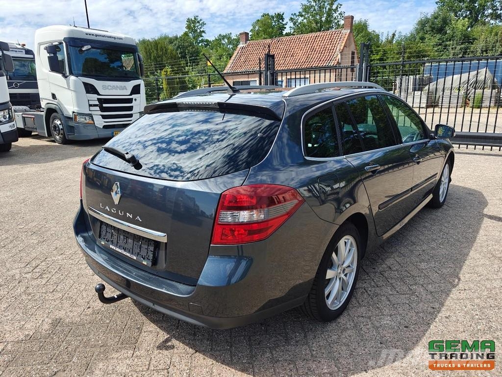 Renault Laguna 4x2 Euro 5 - 5 Seats - Manual - 6-speed - N Carros