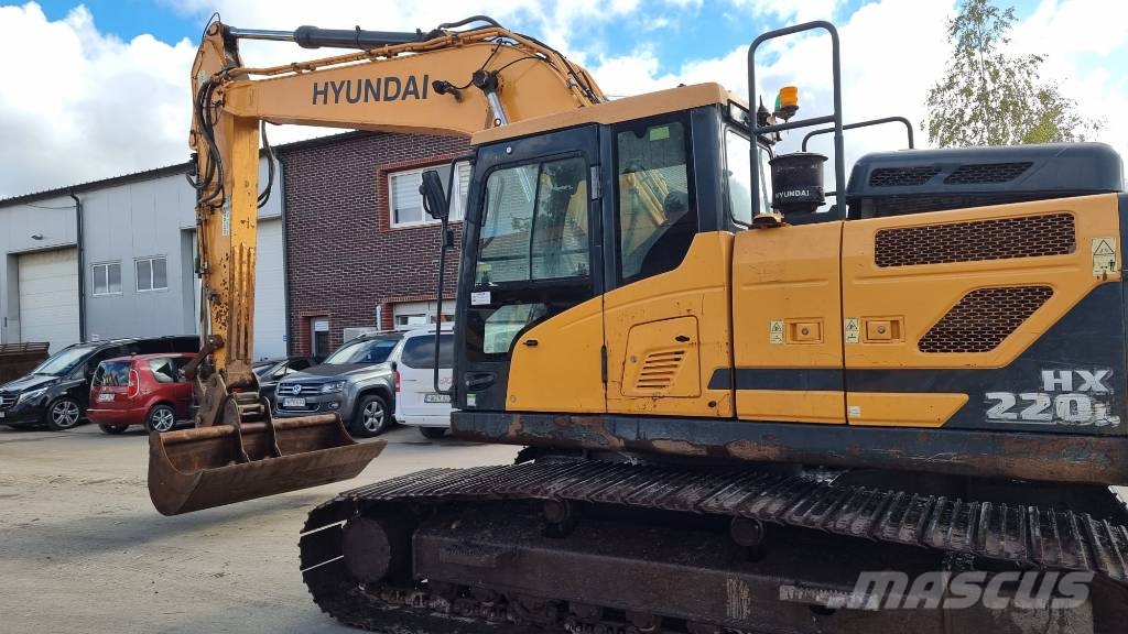 Hyundai HX 220 L Raupenbagger