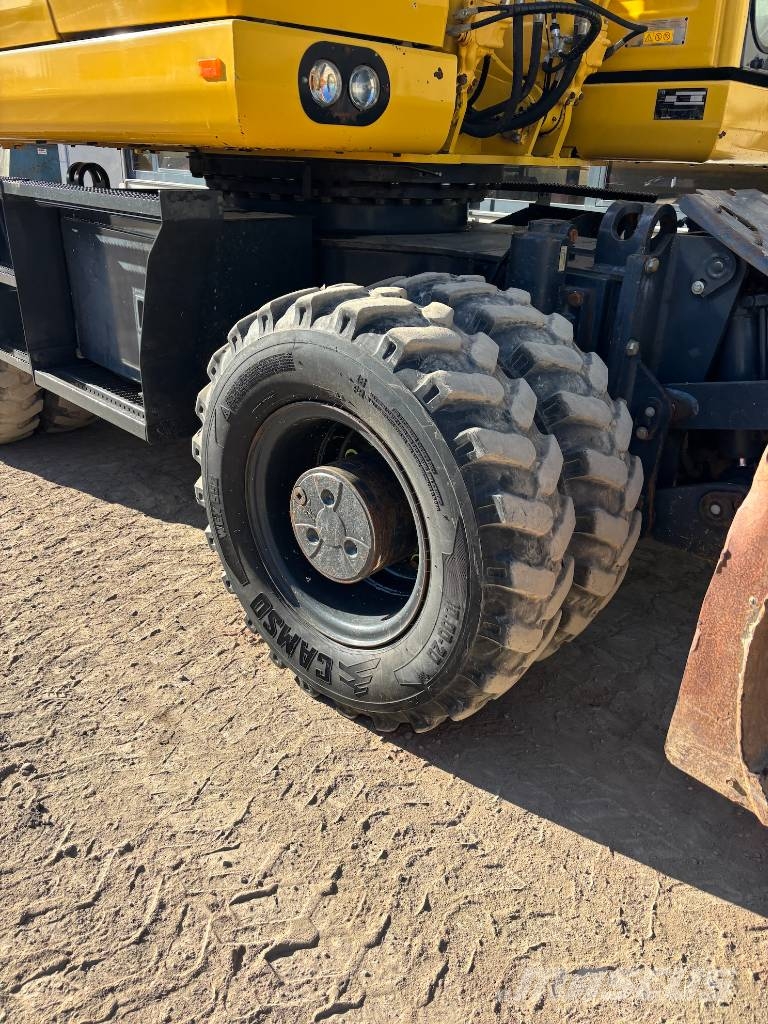 Komatsu PW 160-11 - PW160 - PW180 - PW 180 Wielgraafmachines