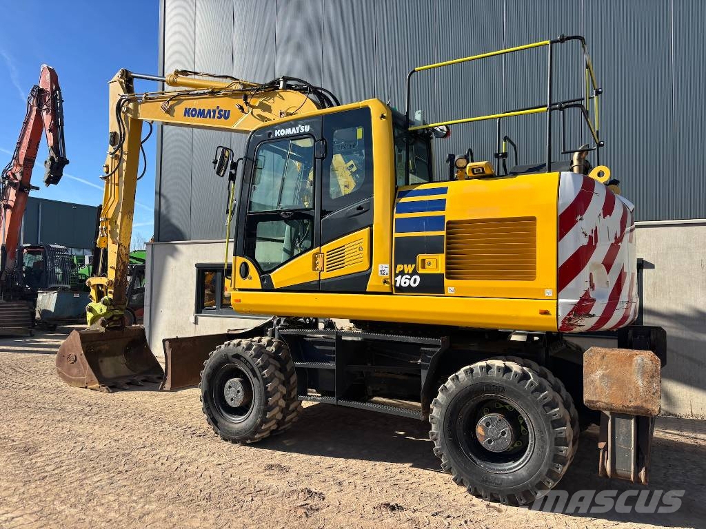 Komatsu PW 160-11 - PW160 - PW180 - PW 180 Wielgraafmachines
