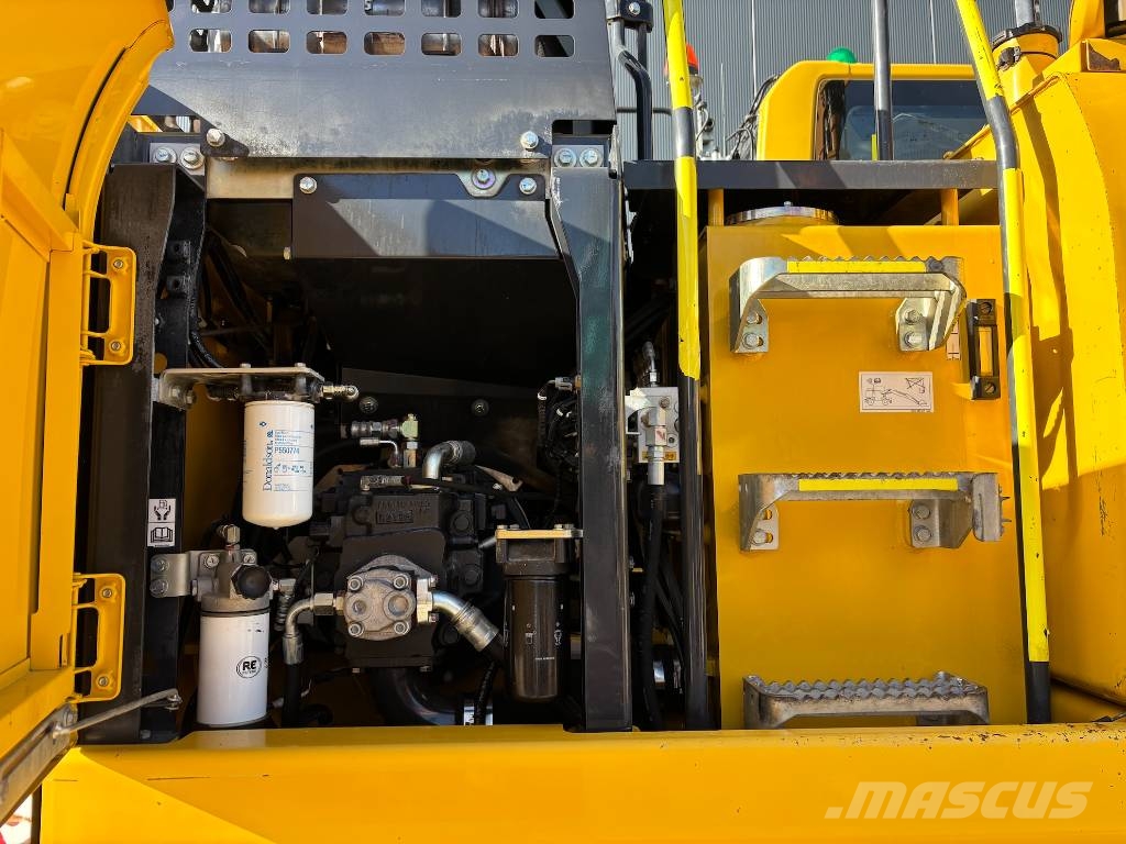 Komatsu PW 160-11 - PW160 - PW180 - PW 180 Wielgraafmachines