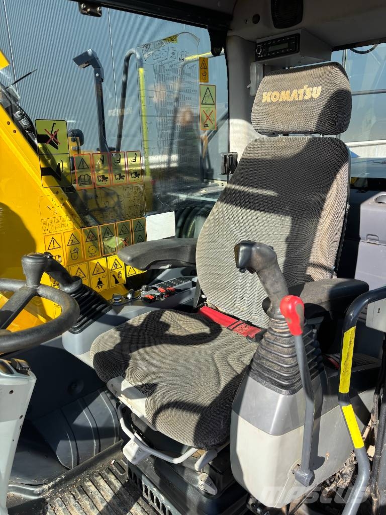 Komatsu PW 160-11 - PW160 - PW180 - PW 180 Wielgraafmachines