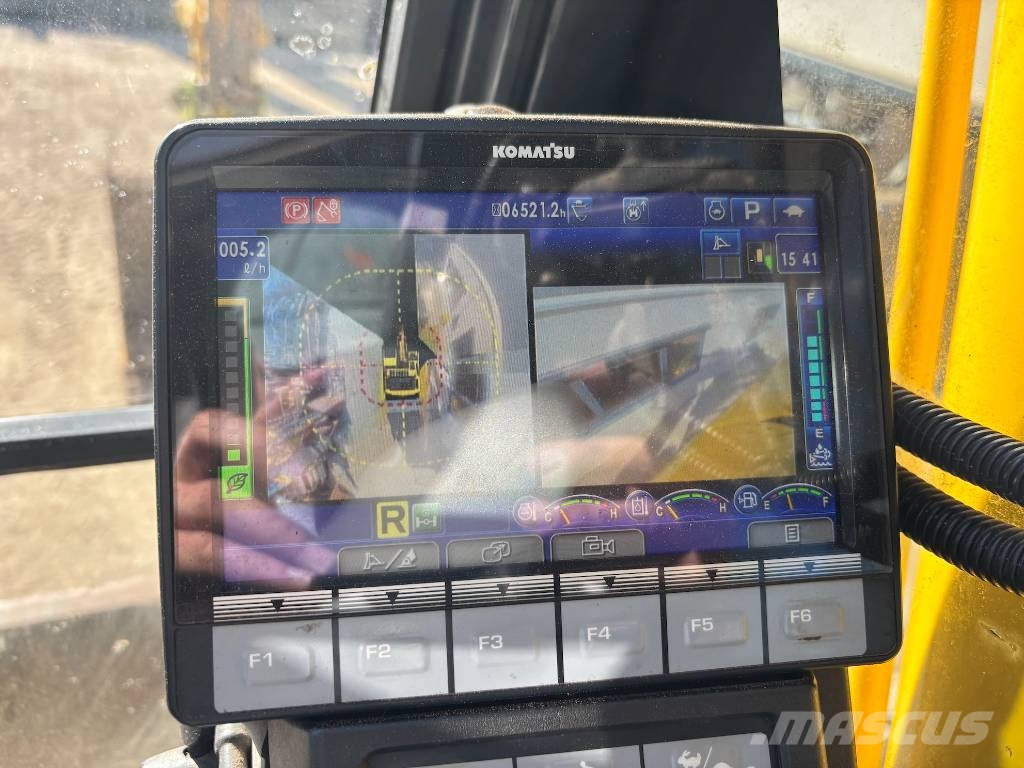 Komatsu PW 160-11 - PW160 - PW180 - PW 180 Wielgraafmachines