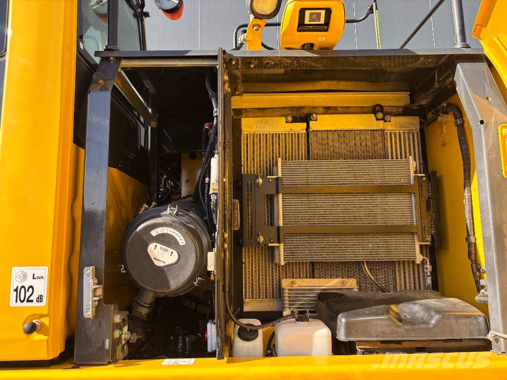 Komatsu PW 160-11 - PW160 - PW180 - PW 180 Wielgraafmachines
