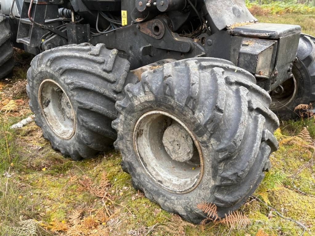 Logset 5H Harvesters