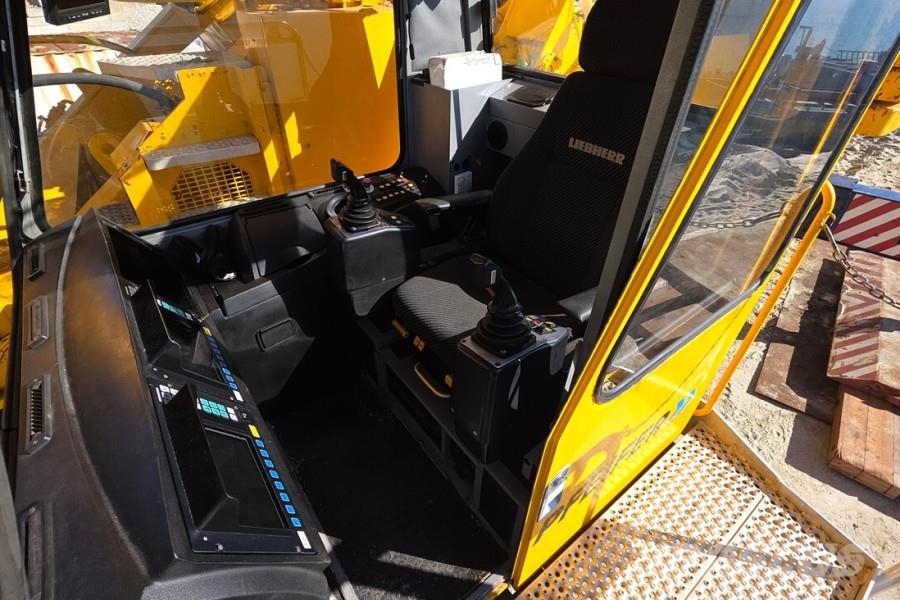 Liebherr LTM1500-8.1 Also Available For Rent, Dutch Registr Kranen voor alle terreinen