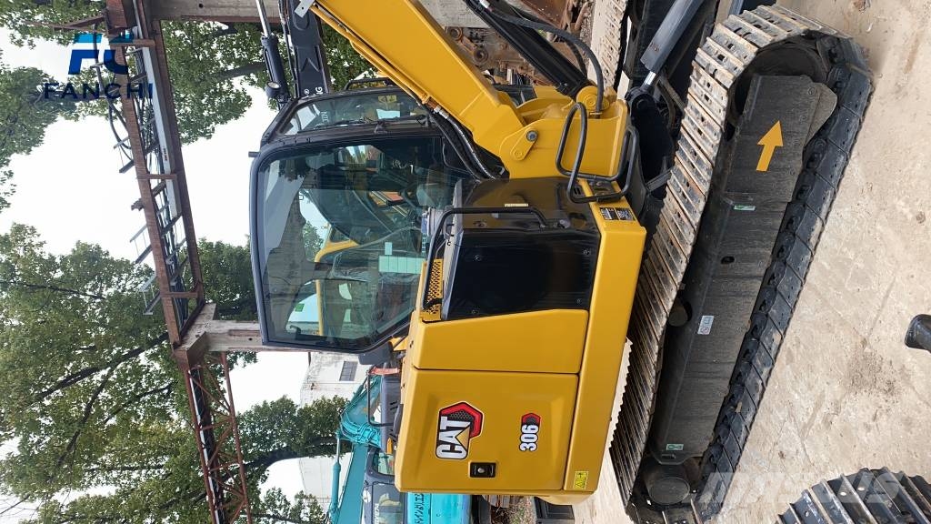 CAT 306 대형 굴삭기 29톤 이상