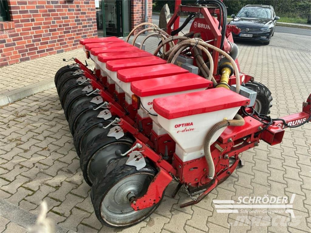 Accord OPTIMA 6-REIHIG Přesné secí stroje