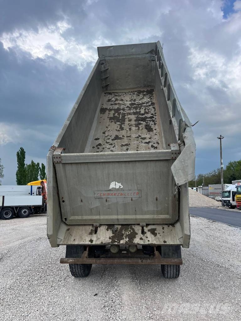 Schwarzmüller 3A A axle lift نصف مقطورات قلابة