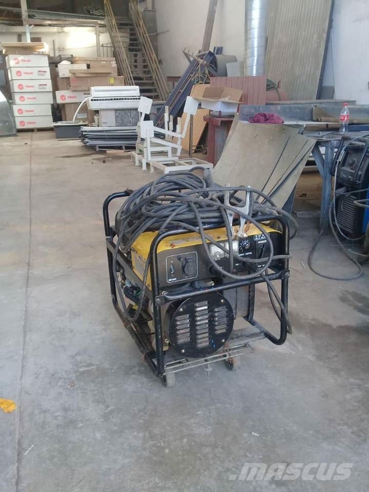 Mitsubishi welder generator EW240G Lasapparaten