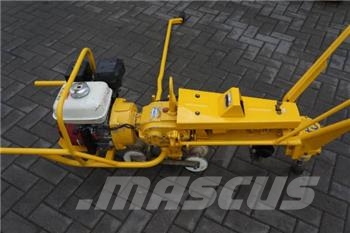 Geismar COACHSCREWING MACHINE GEISMAR CEMAFER TC Road Rail Održavanje železničkih pruga