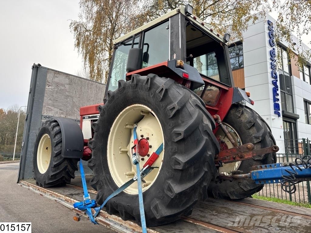 International 955A 拖拉机/农用车