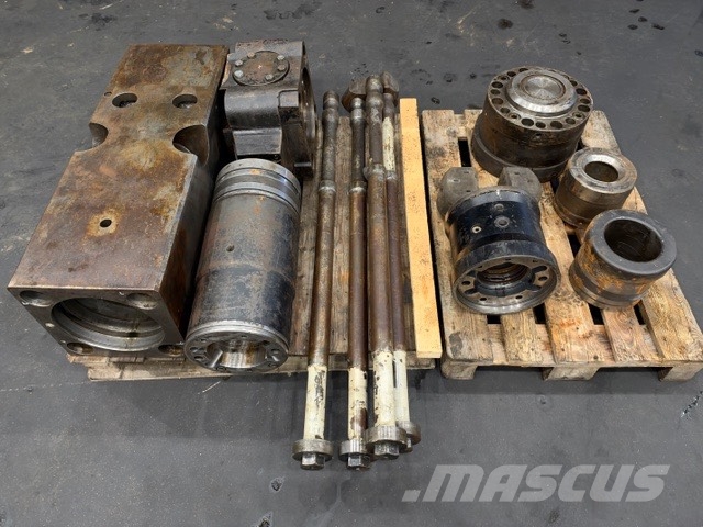 Rammer USED PARTS FIT HAMMERR RAMMER 3800 KG مطارق / كسارات