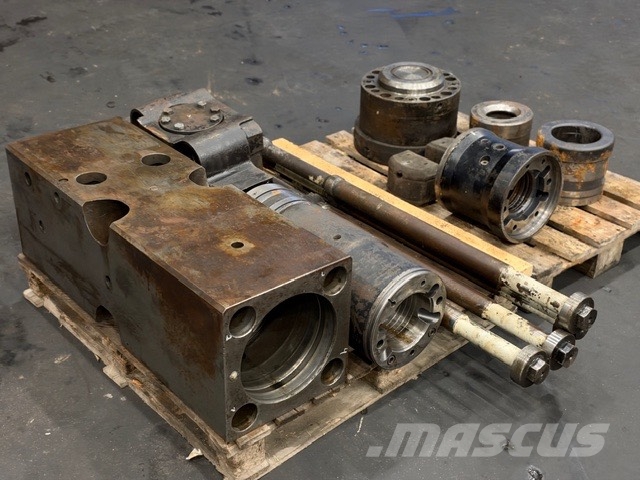 Rammer USED PARTS FIT HAMMERR RAMMER 3800 KG مطارق / كسارات