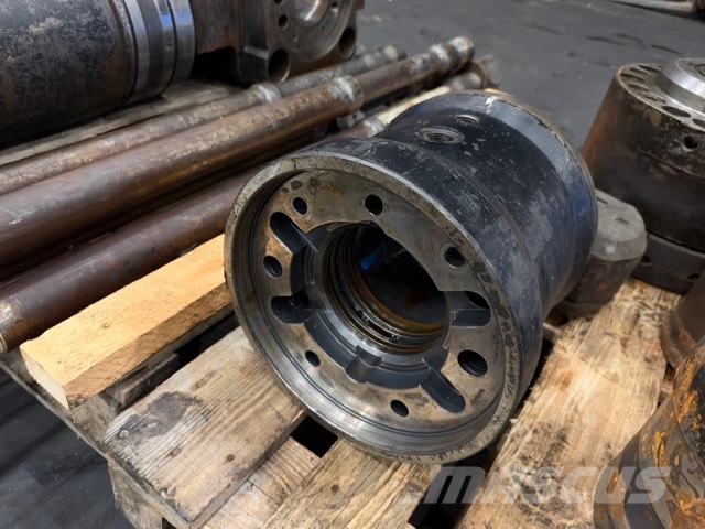 Rammer USED PARTS FIT HAMMERR RAMMER 3800 KG مطارق / كسارات