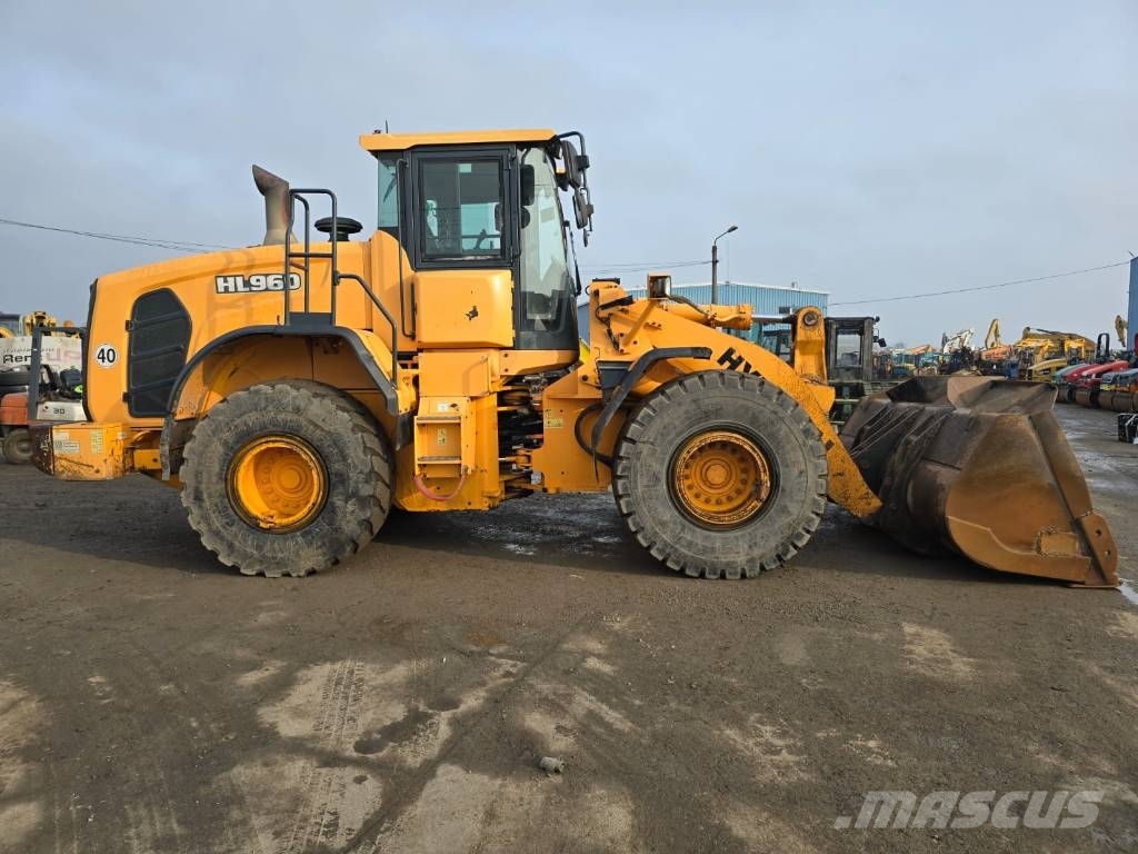 Hyundai HL 960 لوادر بعجل