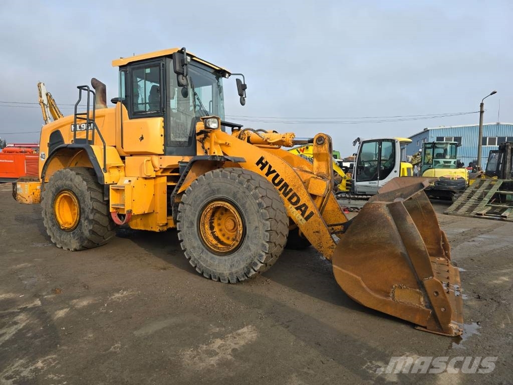 Hyundai HL 960 لوادر بعجل