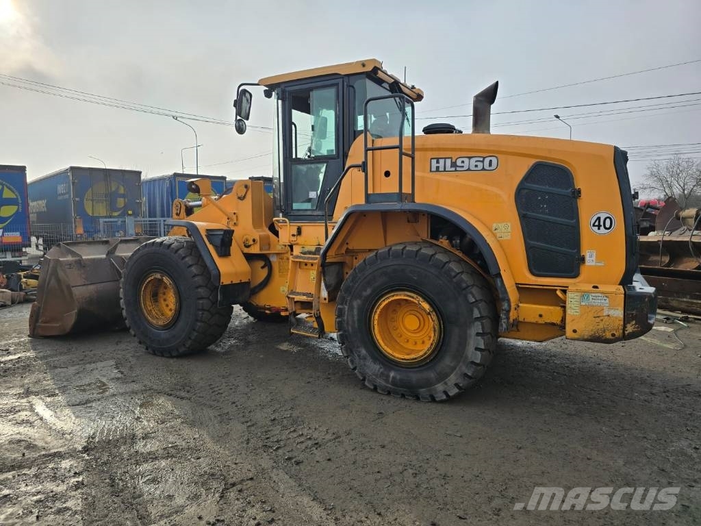 Hyundai HL 960 لوادر بعجل