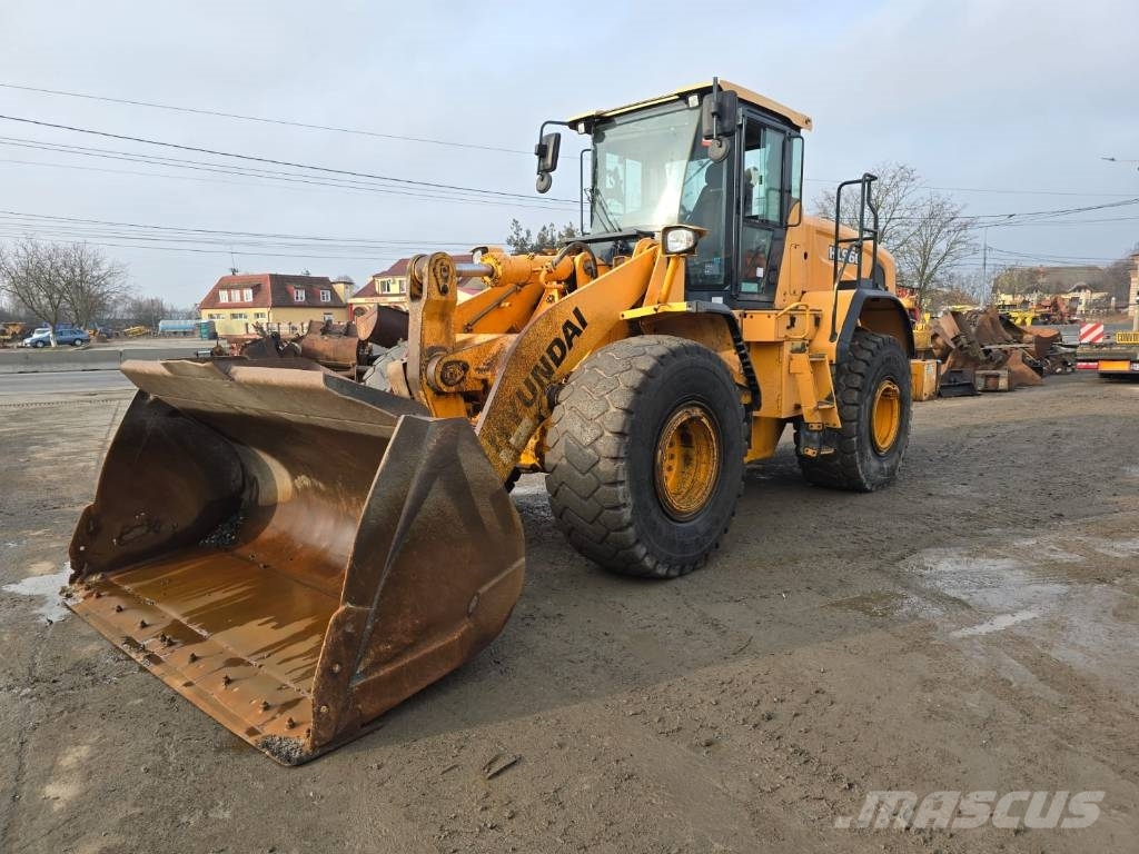 Hyundai HL 960 لوادر بعجل