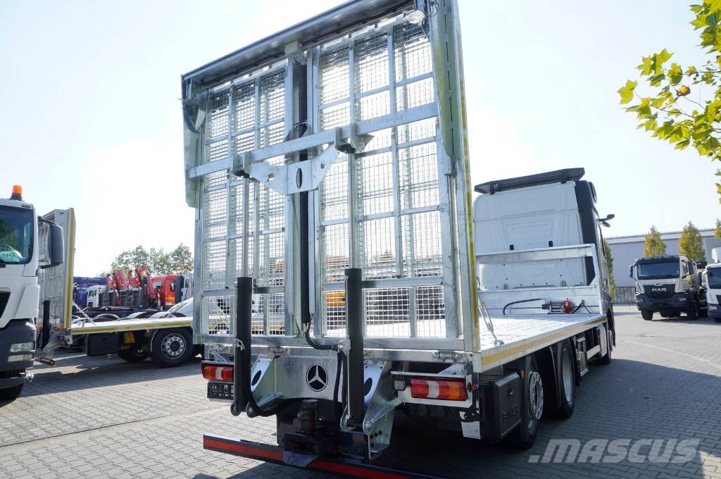Mercedes-Benz Actros 2542 MP5 Low deck / NEW tow truck 9.4 m Flatbed lastbiler med spil