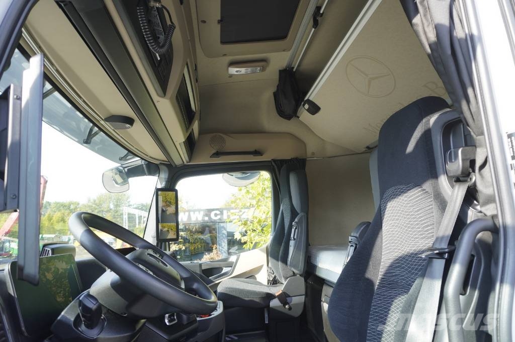 Mercedes-Benz Actros 2542 MP5 Low deck / NEW tow truck 9.4 m Flatbed lastbiler med spil