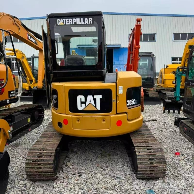 CAT 305 Mini bagri <7t