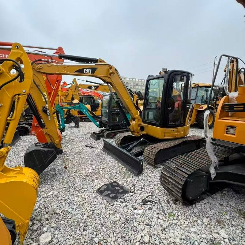 CAT 305 Mini bagri <7t
