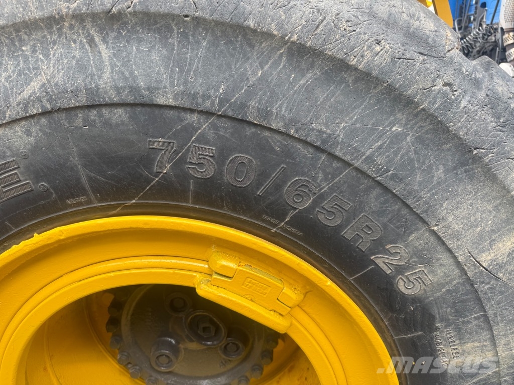 Komatsu HM 300 Camiones articulados
